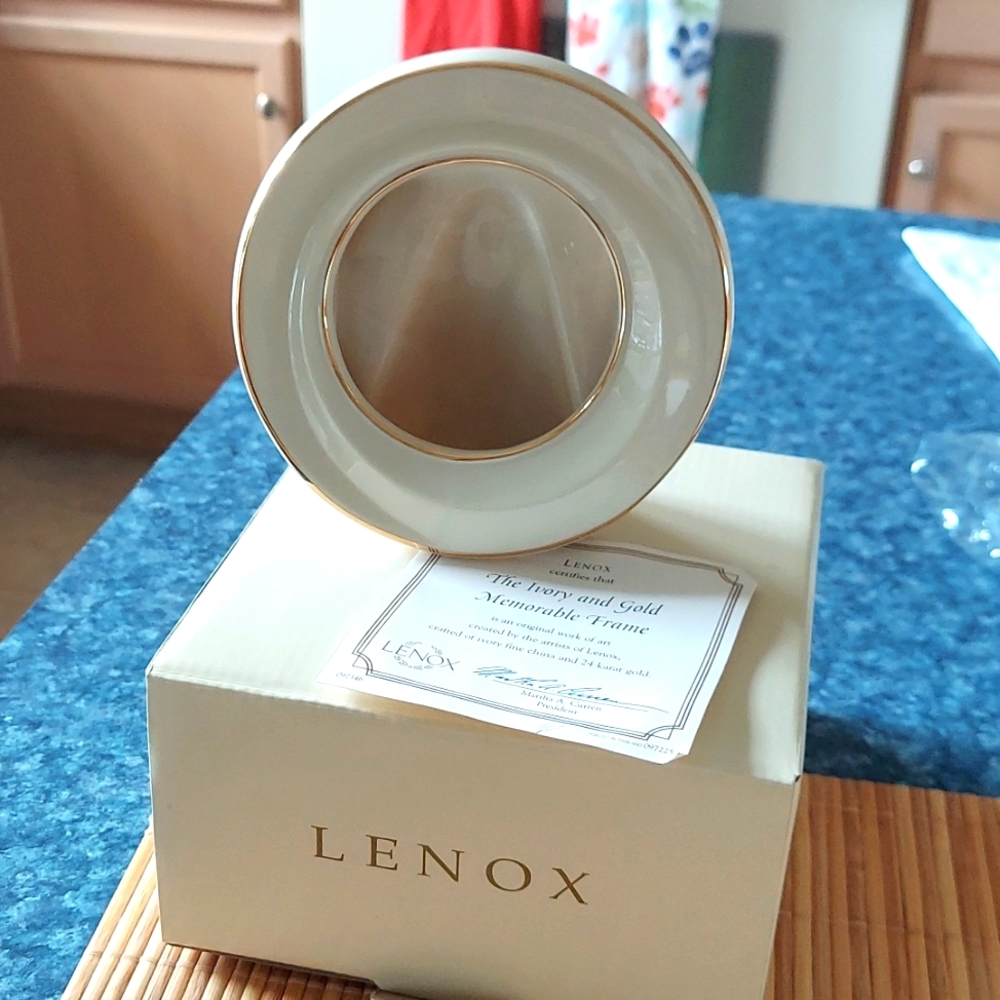 Lenox picture frame